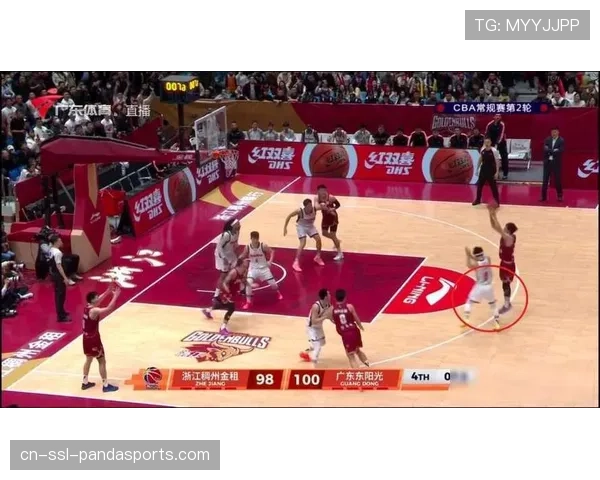 广东队经历绝杀之痛后险胜深圳 徐杰关键抛投锁定胜局